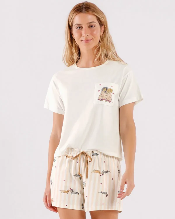Pijama Feminino Manga Curta com Shorts
